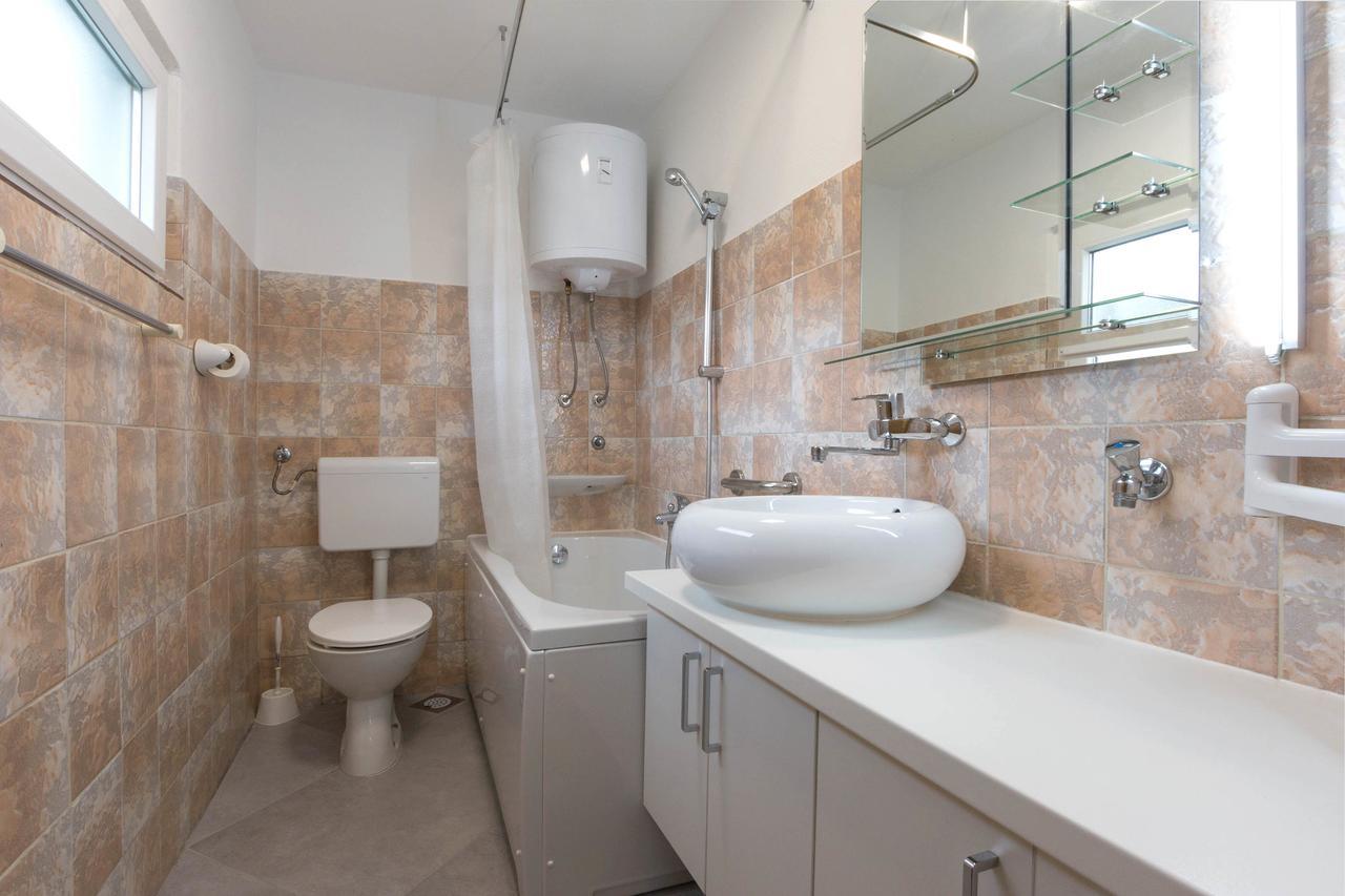 Apartments Tomasic บัชกา ภายนอก รูปภาพ